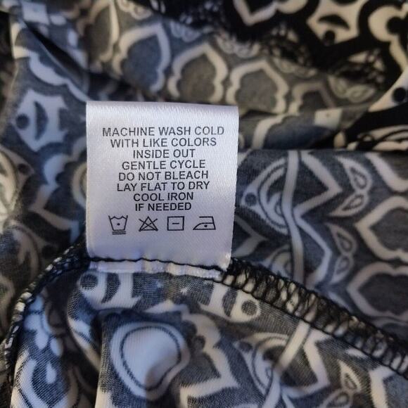 Tacera Dress Size Medium Petite Black Flutter Sleeve Feminine Romantic - Picture 10 of 10